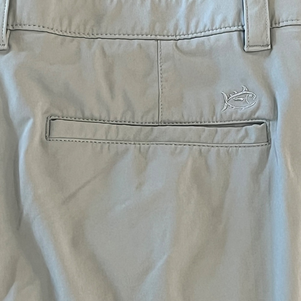 Southern Tide Shorts Mens 35 Blue 8" Brrr Performance Stretch Golf - Picture 3 of 8